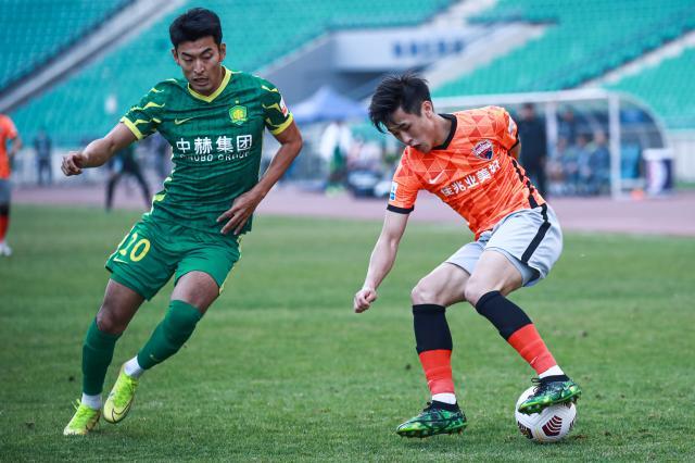 b体育下载-【中超总结之国安】煎熬迷茫的赛季 探索重建的过程