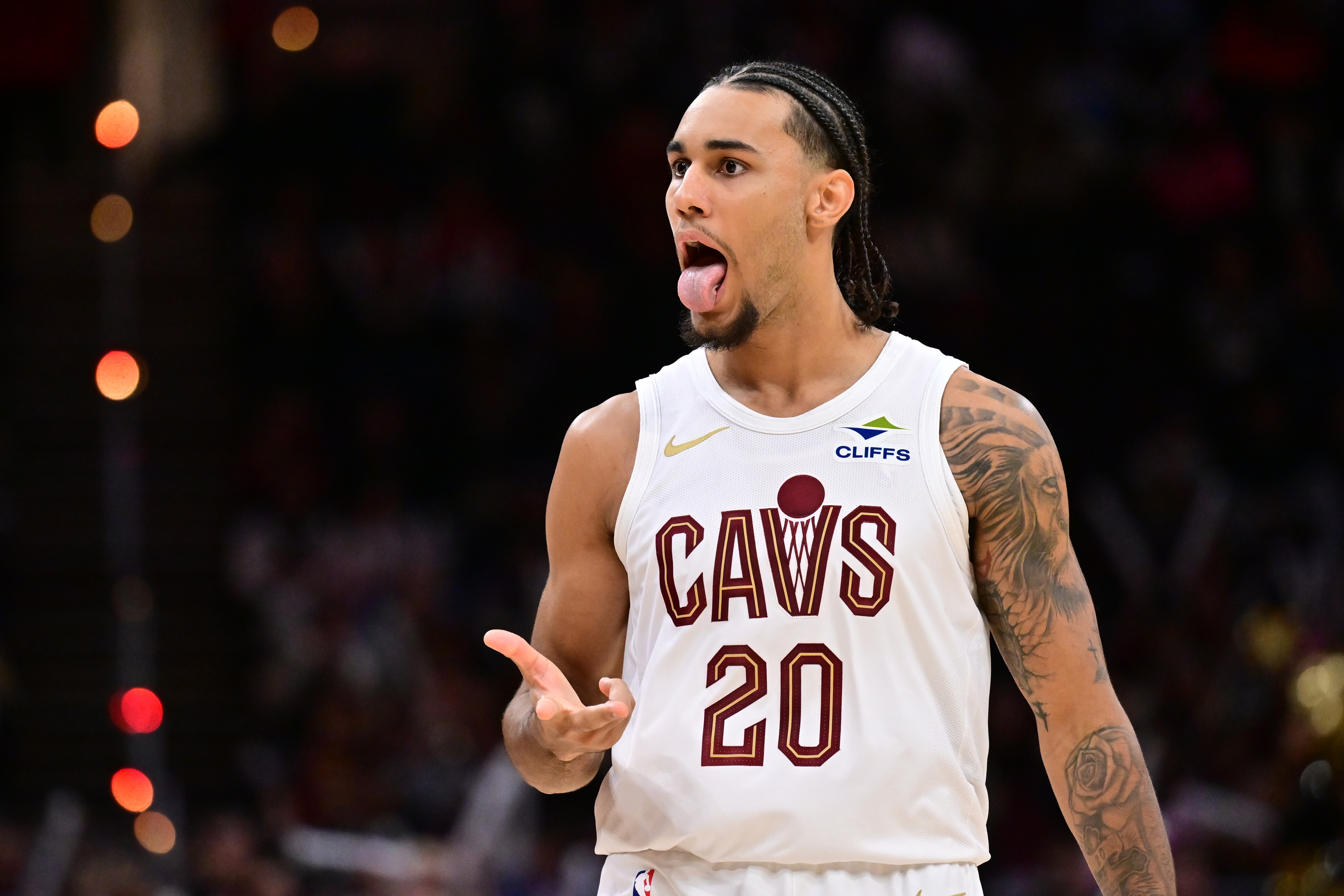 b体育官方-生涯新高！泰森冲筐上篮再中 个人已经砍下33分